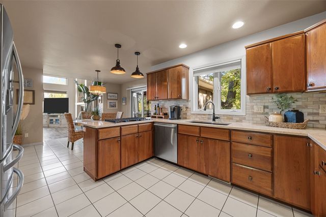 1705 12th Avenue, Coralville, IA 52241