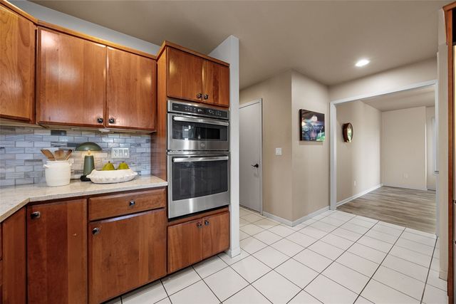 1705 12th Avenue, Coralville, IA 52241