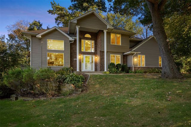 1705 12th Avenue, Coralville, IA 52241