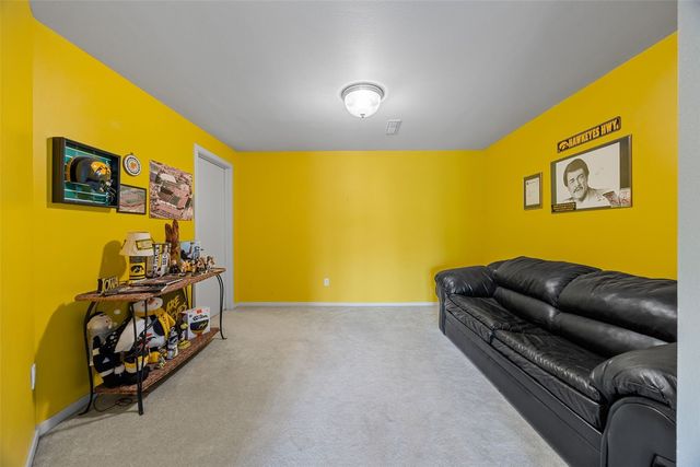 1705 12th Avenue, Coralville, IA 52241