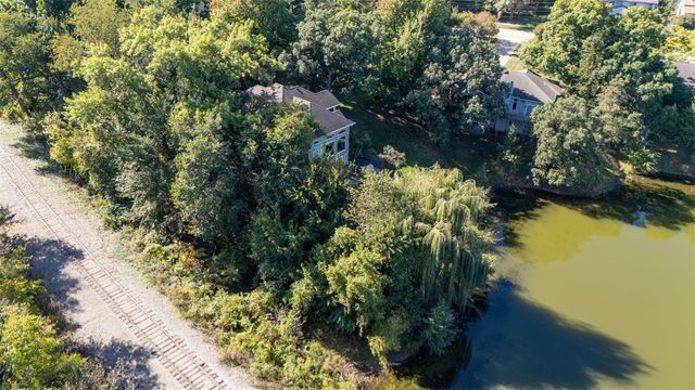 1705 12th Avenue, Coralville, IA 52241