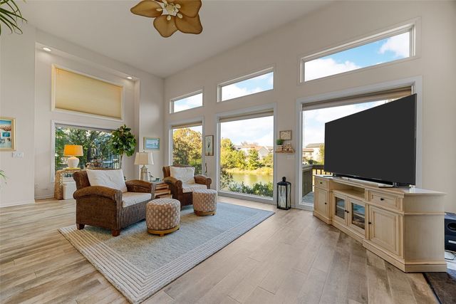 1705 12th Avenue, Coralville, IA 52241