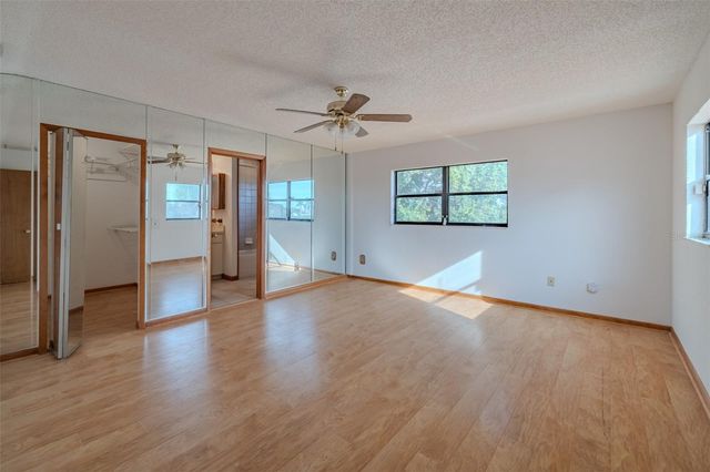 337 7TH AVENUE N, Tierra Verde, FL 33715