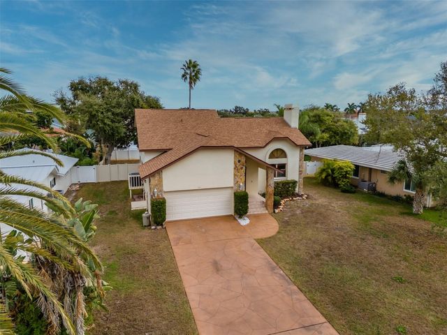 337 7TH AVENUE N, Tierra Verde, FL 33715
