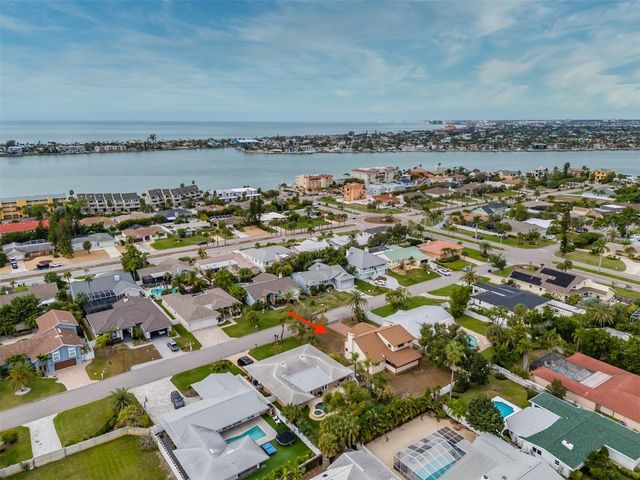 337 7TH AVENUE N, Tierra Verde, FL 33715