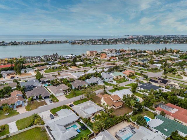337 7TH AVENUE N, Tierra Verde, FL 33715