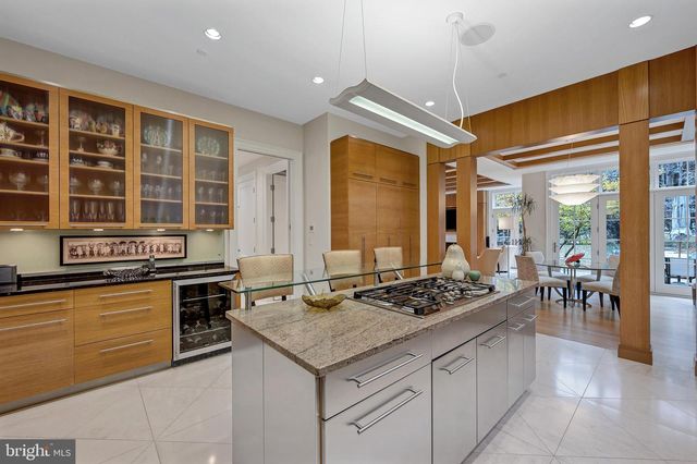 7204 FAIRFAX RD, Bethesda, MD 20814