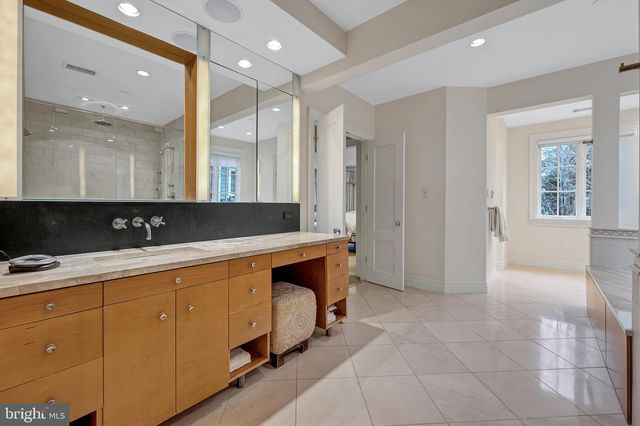 7204 FAIRFAX RD, Bethesda, MD 20814