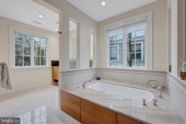 7204 FAIRFAX RD, Bethesda, MD 20814