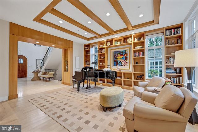 7204 FAIRFAX RD, Bethesda, MD 20814