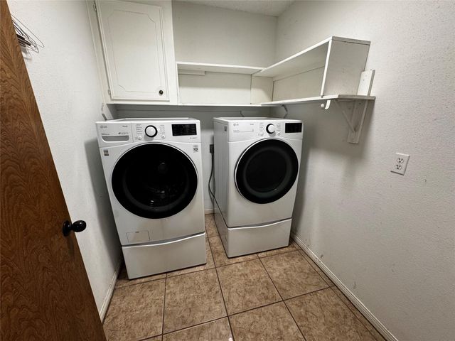 9914 El Chaco Street, Baytown, TX 77521