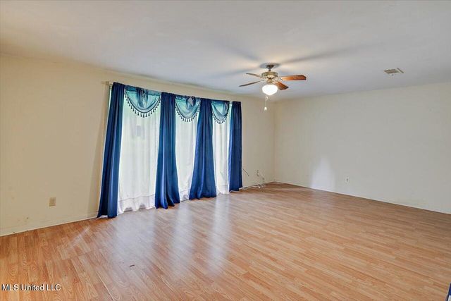 120 Eastwood Drive, Florence, MS 39073