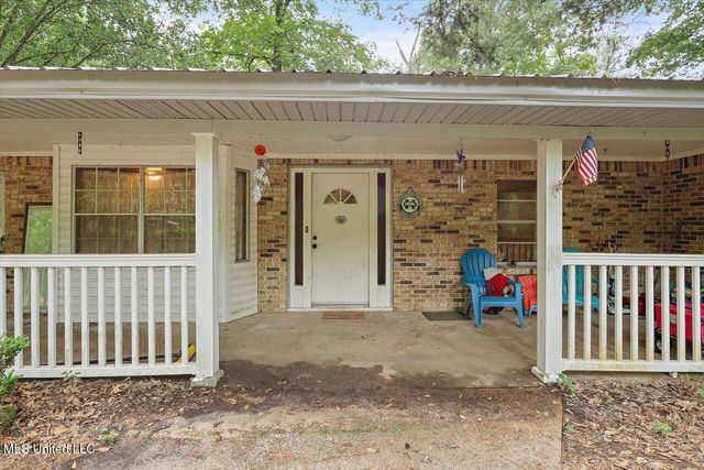 120 Eastwood Drive, Florence, MS 39073