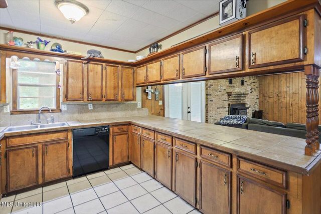 120 Eastwood Drive, Florence, MS 39073