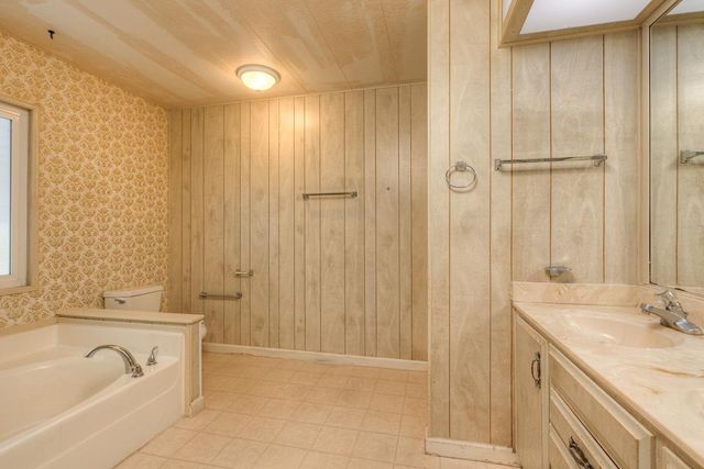 5307 Treasure Hill Dr, Oroville, CA 95966