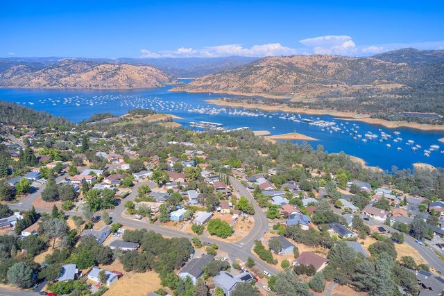 5307 Treasure Hill Dr, Oroville, CA 95966