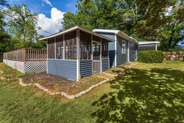 10306 Old State Road, Evansville, IN 47711