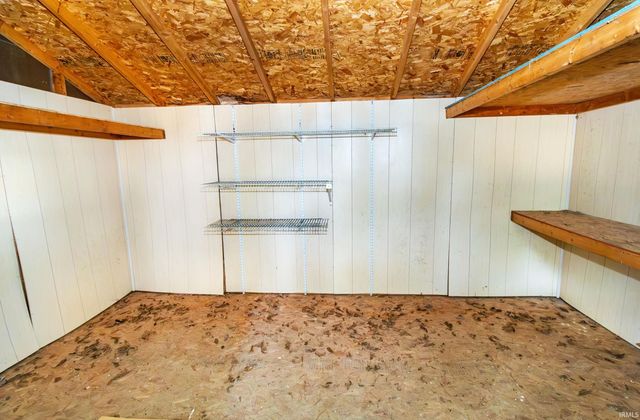 10306 Old State Road, Evansville, IN 47711