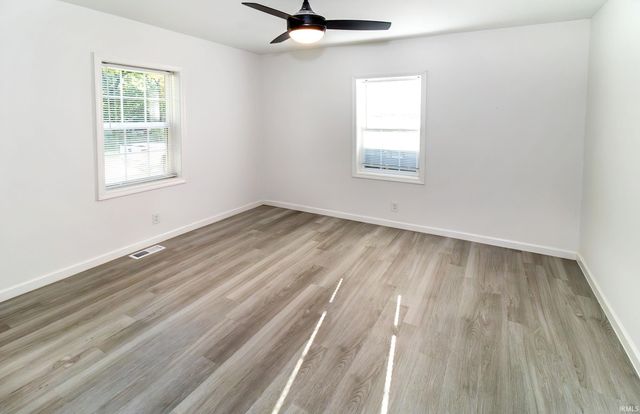 10306 Old State Road, Evansville, IN 47711