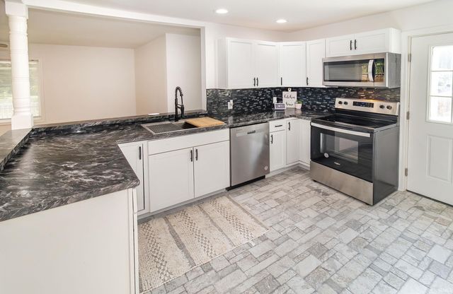 10306 Old State Road, Evansville, IN 47711