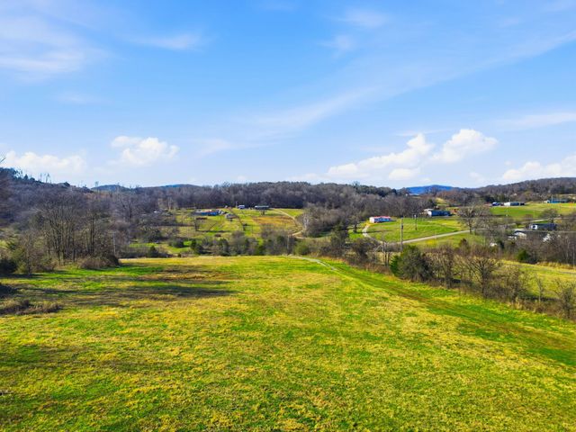 770 Dalton Hollow Rd, Hartsville, TN 37074