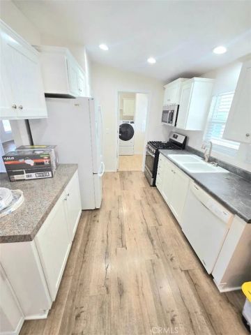 21851 Newland St. 43, Huntington Beach, CA 92646