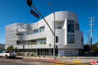 11714 Magnolia Boulevard, Valley Village, CA 91607