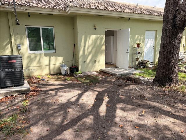 13264 Old Biscayne Dr 405, Homestead, FL 33033