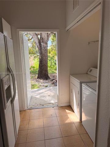 13264 Old Biscayne Dr 405, Homestead, FL 33033