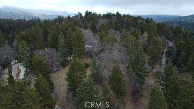 701 Preston Drive, Running Springs, CA 92382