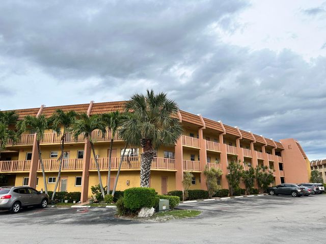 6750 Royal Palm Boulevard 310e, Margate, FL 33063