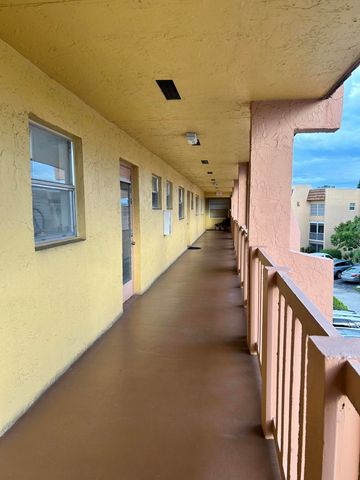 6750 Royal Palm Boulevard 310e, Margate, FL 33063