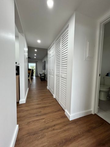 6750 Royal Palm Boulevard 310e, Margate, FL 33063