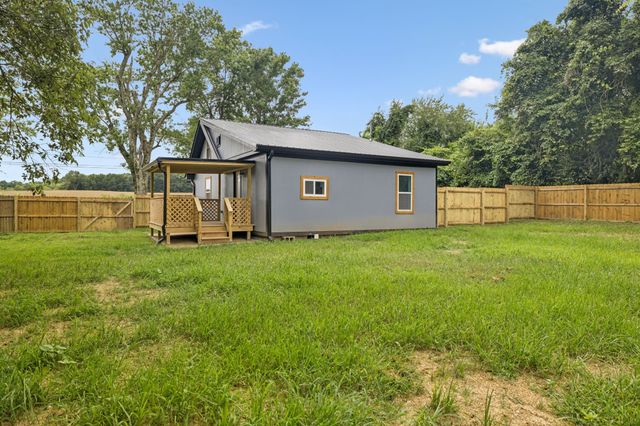 1814 Vales Mill Rd, Pulaski, TN 38478