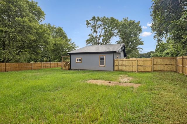 1814 Vales Mill Rd, Pulaski, TN 38478