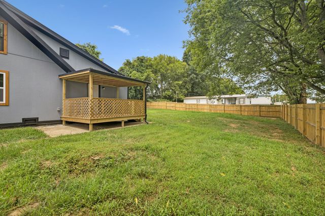 1814 Vales Mill Rd, Pulaski, TN 38478