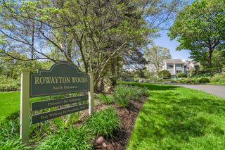 80 Rowayton Woods Drive 80, Norwalk, CT 06854