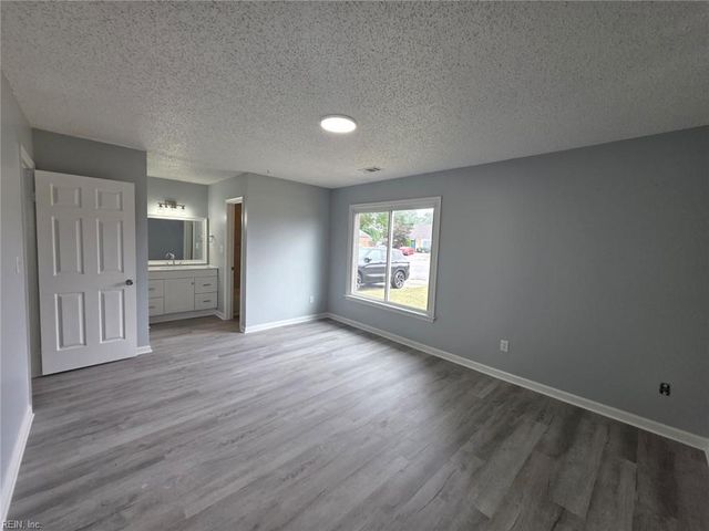 1211 Haig CIR, Virginia Beach, VA 23453