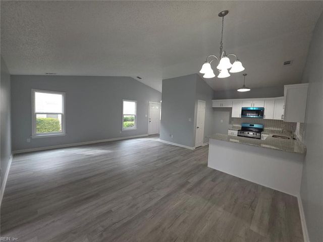 1211 Haig CIR, Virginia Beach, VA 23453