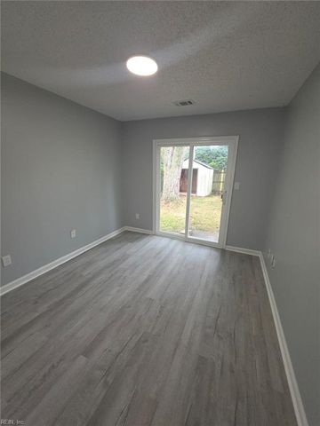 1211 Haig CIR, Virginia Beach, VA 23453
