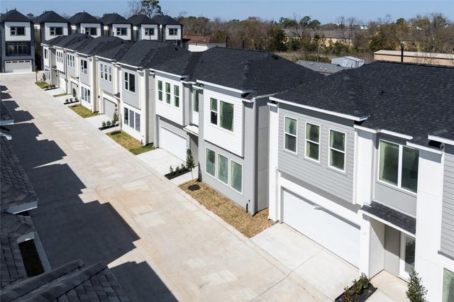 8916 Knoll Branch Dr Drive, Houston, TX 77080