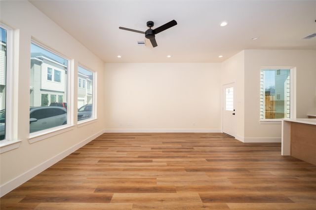 8916 Knoll Branch Dr Drive, Houston, TX 77080