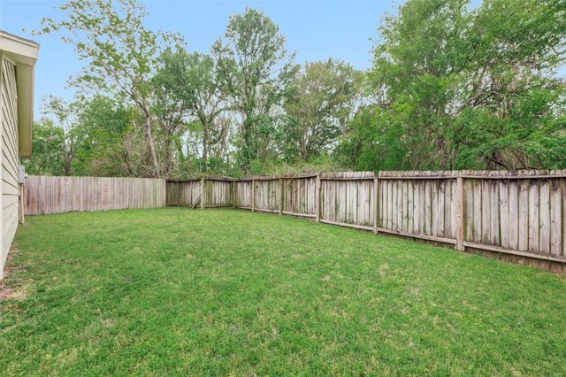 81 Blue Fox Road, The Woodlands, TX 77380