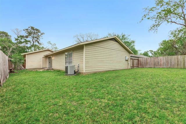 81 Blue Fox Road, The Woodlands, TX 77380
