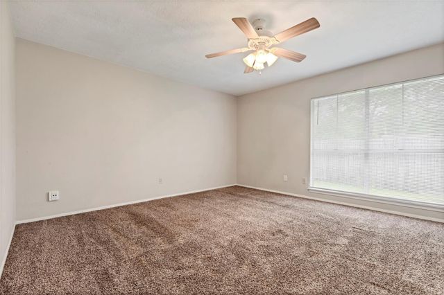 81 Blue Fox Road, The Woodlands, TX 77380