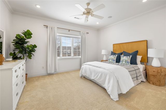 2599 N Firewood Drive, Fayetteville, AR 72703