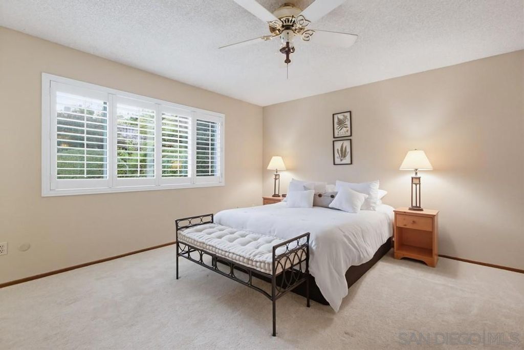 Image 17 of property listing at 2086 Valley Lake Drive, El Cajon, CA 92020