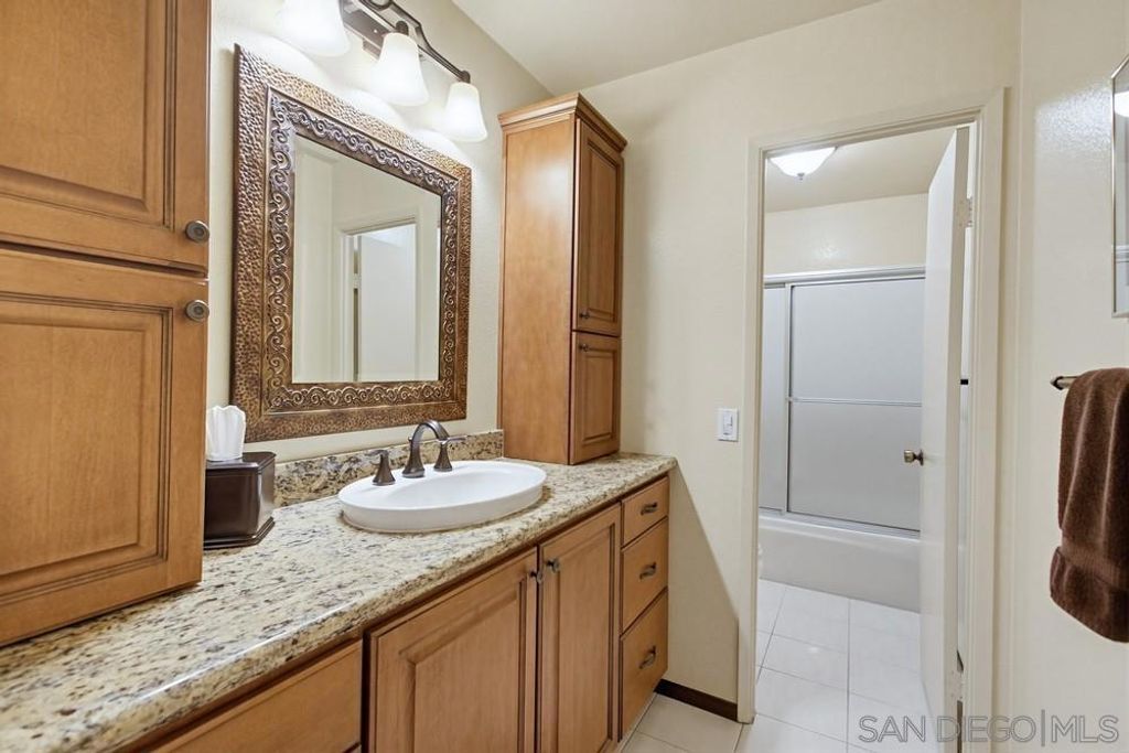 Image 22 of property listing at 2086 Valley Lake Drive, El Cajon, CA 92020