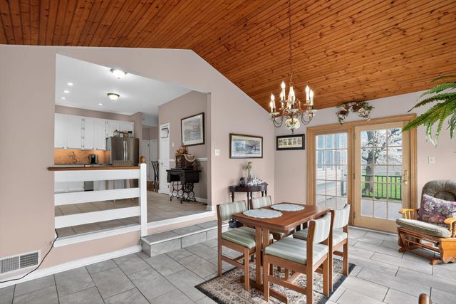 1307 HARNESS LN, Chester Springs, PA 19425