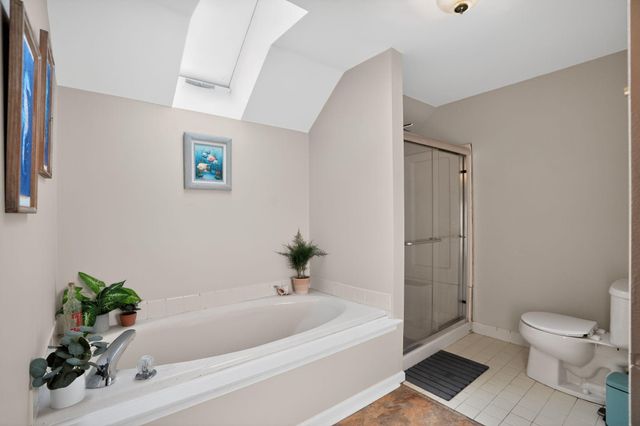 1307 HARNESS LN, Chester Springs, PA 19425